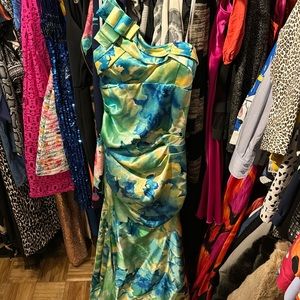 Beautiful floral prom gown off the shoulder size 10 mermaid cut zipper works